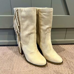 Women’s Fringe Suede Boots